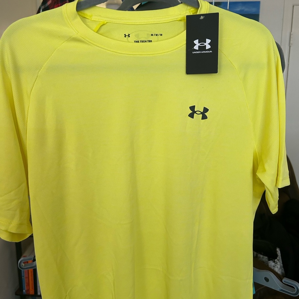 Under Armour Men's Bright Yellow Short Sleeve Tee